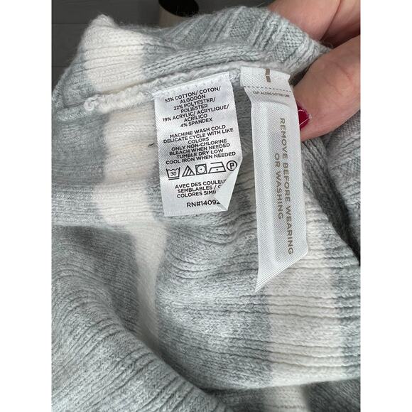 Loft gray & white striped ribbed knit mock t-neck pullover sweater Size L NWT - Picture 7 of 7